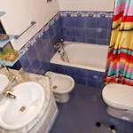 Apartamento De 2 Hab. Con Todo Lo Necesario. Apartment *