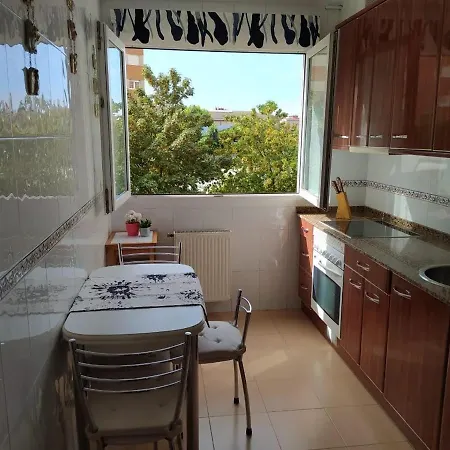 Apartamento De 2 Hab. Con Todo Lo Necesario. Gijon