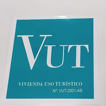 Apartamento De 2 Hab. Con Todo Lo Necesario. Gijon