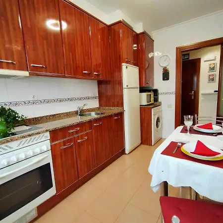 Apartamento De 2 Hab. Con Todo Lo Necesario. * Gijon